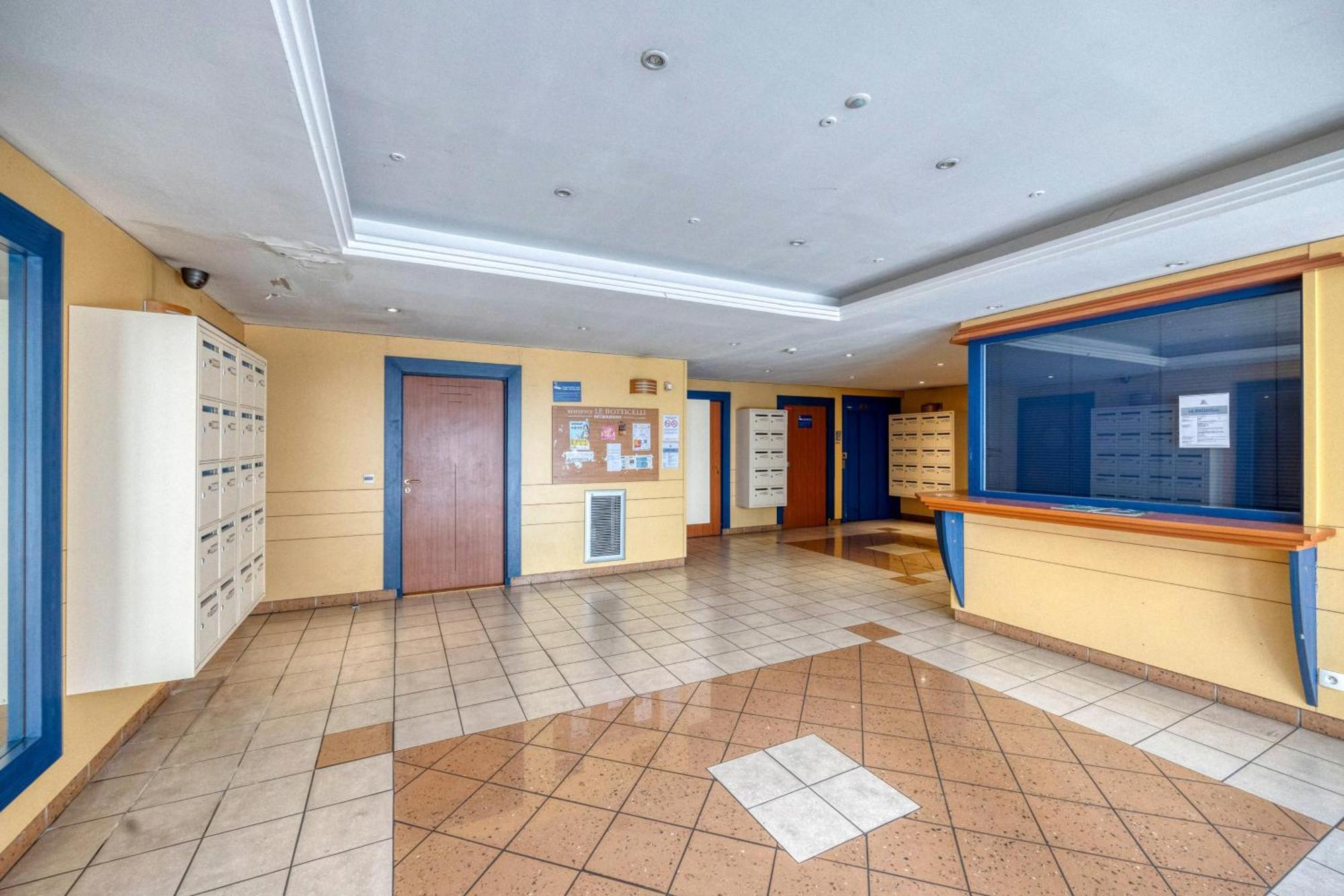 La Residentiel - Cea - Stmicro - Gare Apartment Fontaine  Екстериор снимка