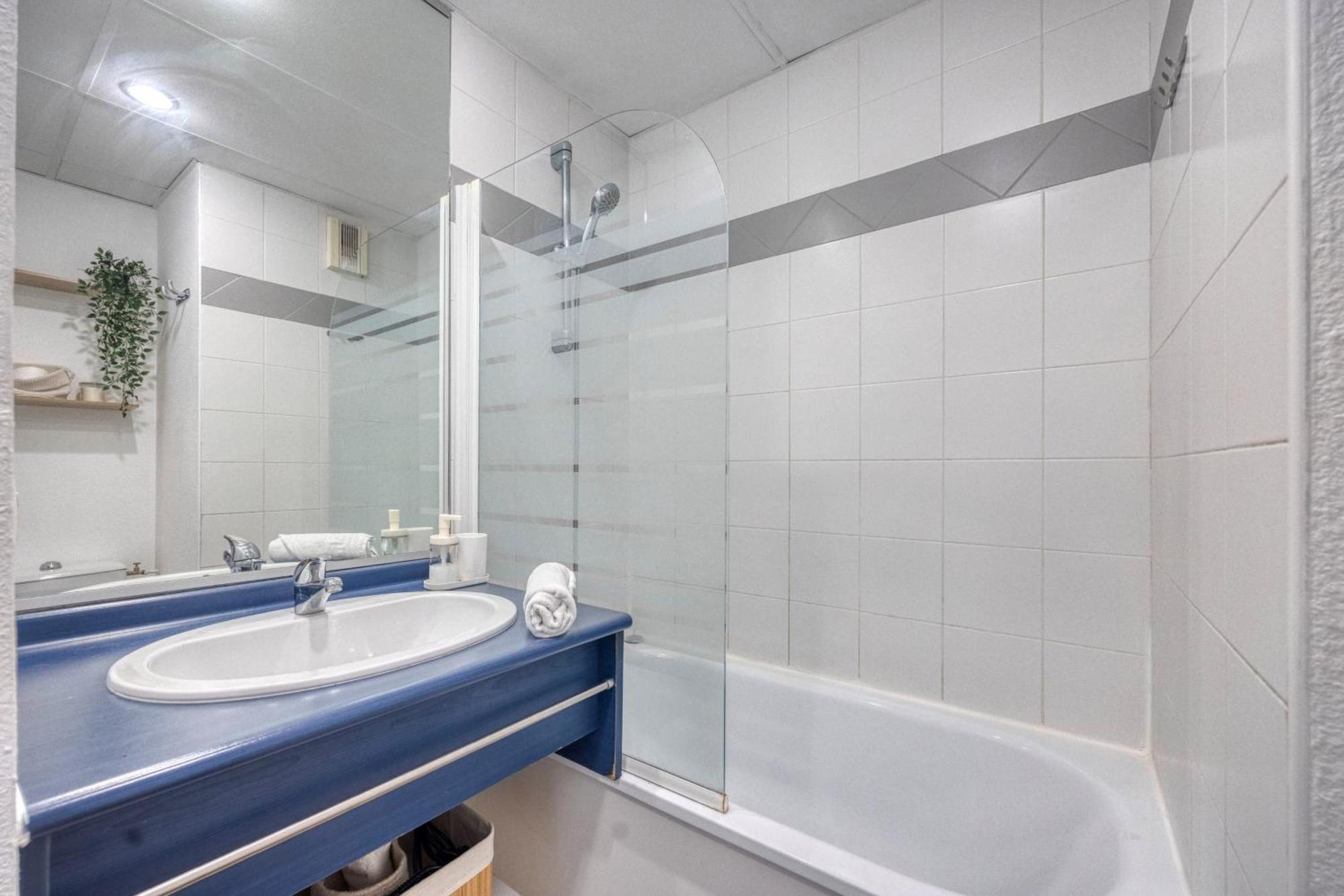 La Residentiel - Cea - Stmicro - Gare Apartment Fontaine  Екстериор снимка